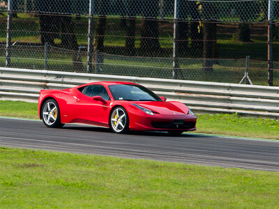 Cofanetto Guida Ferrari