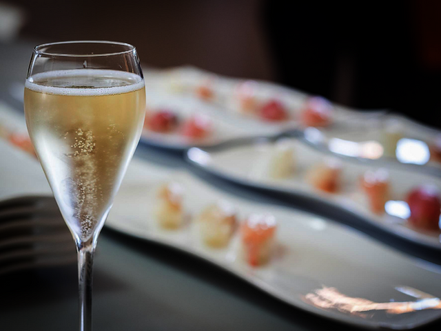 Champagne De Barfontarc Joyeux Anniversaire Multi Themes Champagne De Barfontarc Joyeux Anniversaire Multi Themes