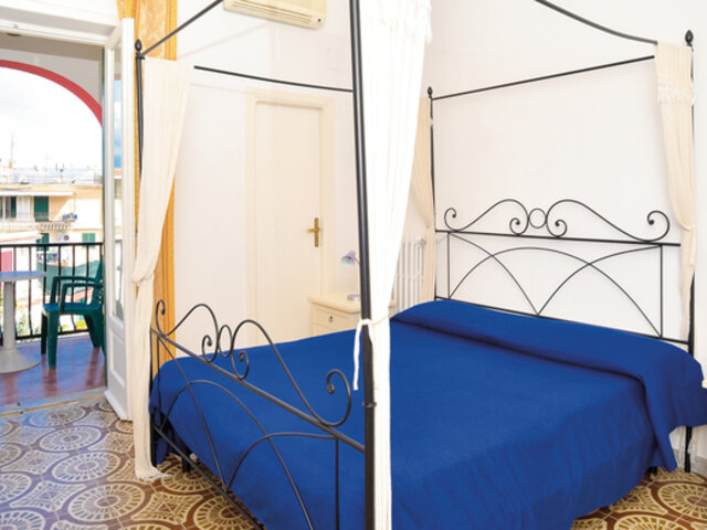 Charme Hotel La Villa Tina Joyeux Anniversaire Multi Activites Charme Hotel La Villa Tina Joyeux Anniversaire Multi Activites