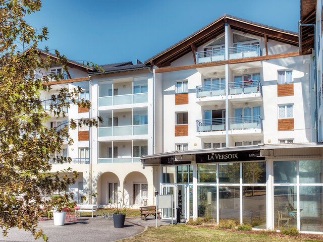 Zenitude Hotel Residences Divonne Les Bains La Versoix Joyeux Anniversaire Pour Homme 40 Ans Multi Themes