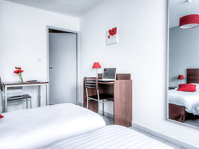 Zenitude Hotel Residences Besancon La City Joyeux Anniversaire Multi Themes Zenitude Hotel Residences Besancon La City Joyeux Anniversaire Multi Themes