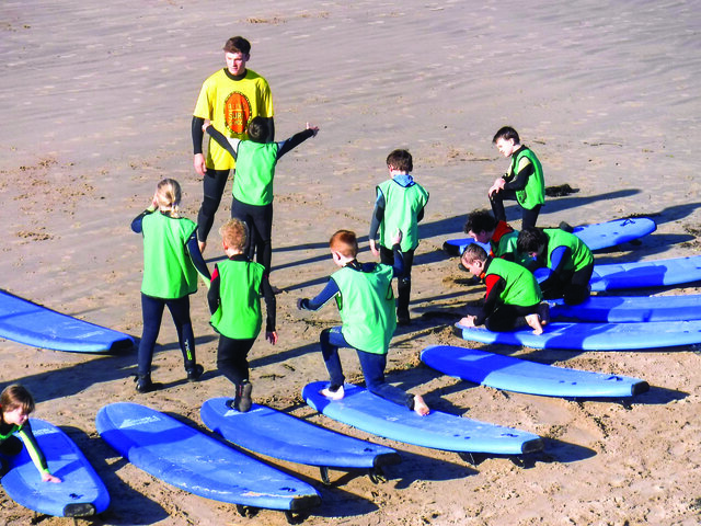 Cours De Surf Joyeux Anniversaire Multi Activites