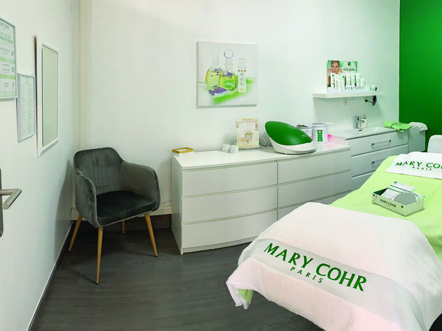 Katia Esthetique Mary Cohr Cabestany Joyeux Anniversaire Multi Themes