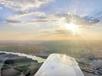 Curso de aviación con vuelo de 1 hora en Sevilla