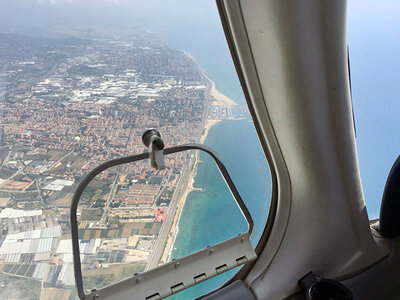 Caja Vuelo privado en avión en Barcelona con Aero Gavina