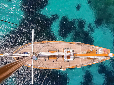 Coffret 3h30 de croisière au soleil couchant vers les îles du Frioul pour 2