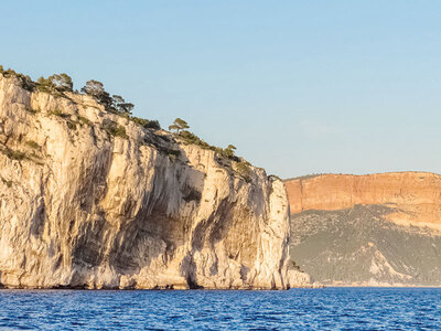 3h30 de croisière au soleil couchant vers les îles du Frioul pour 2