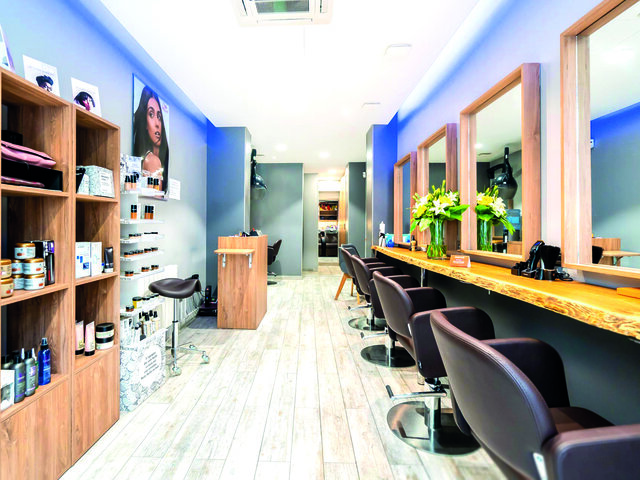 Planete Coiffure Beaute Joyeux Anniversaire Multi Activites