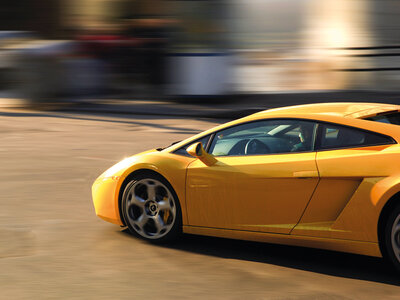 Cofanetto regalo 5 giri su pista in Lamborghini Gallardo