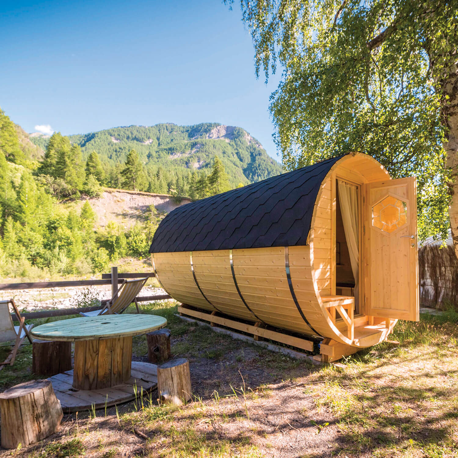 Smartbox Nuit Insolite En Duo Cabane Dans Les Arbres Smartbox - Deux nuits en tonneau, tipi et bien d'autres en France - Coffret  Cadeau - 516 séjours insolites en tipis, tonneaux, - Cdiscount Au quotidien