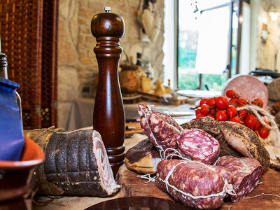 Passeggiata a cavallo con degustazione per 2