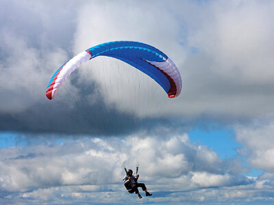 Caja Curso de inciación al parapente en Cádiz para 2 personas