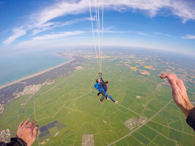 Saut en parachute tandem