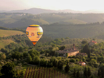 Cofanetto regalo Volo in mongolfiera nel Chianti per 1 persona