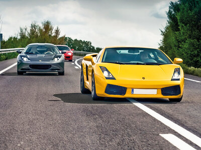 Ruta de 60 km con Lamborghini Gallardo por el Parque Natural de Montserrat y visita al monasterio