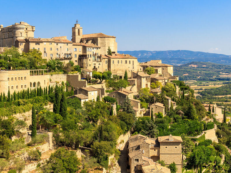 Sur la route des plus beaux villages