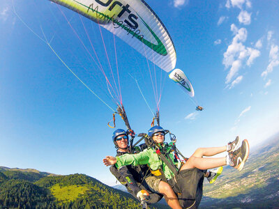 Cofanetto regalo Volo in parapendio sul Massiccio del Grappa