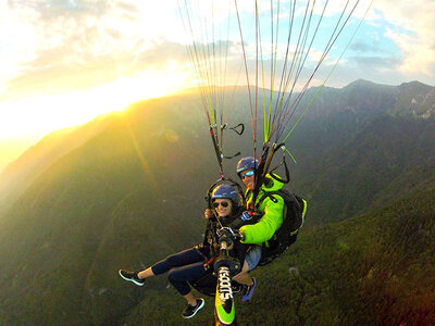 Cofanetto Volo in parapendio per 2 sul Massiccio del Grappa