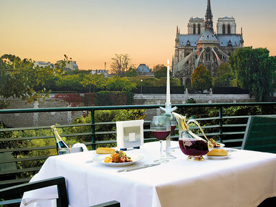 Coffret cadeau Dîner romantique à Paris