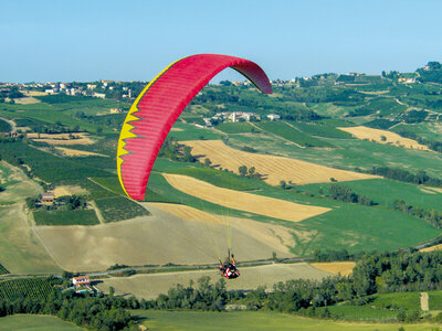 Cofanetto regalo Volo in parapendio in tandem per 2 con GoPro Full HD