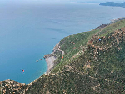 Volo in parapendio biposto nei cieli della Sicilia