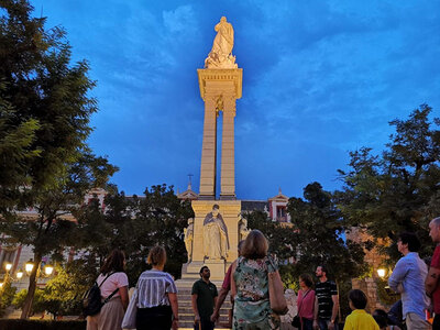 La Sevilla encantada: ruta nocturna para 4 personas