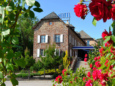 Séjour romantique de 2 nuits en hôtel de 2 ou 3 étoiles pour 2