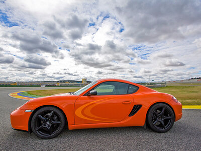 Conducción extrema en Madrid en Circuito del Jarama o Brunete