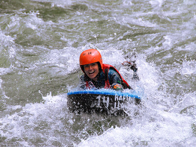 Caja Aventura en kayak