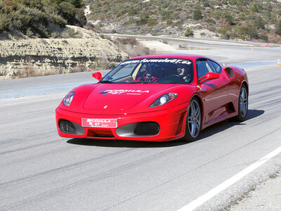 Caja Conducción Ferrari en Madrid con Formula GT