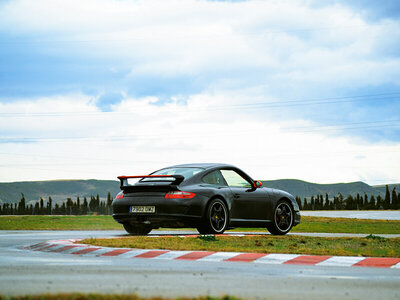 Coffret Passion pilotage : 1 stage de conduite au volant d'une Porsche