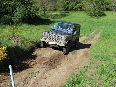 Coffret cadeau Initiation de 4h à la conduite de véhicule de type 4x4 près d’Orléans