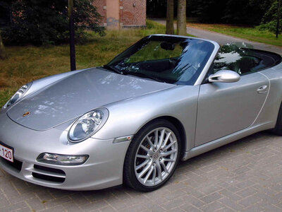 Cadeaubon 25 minuten rijden als piloot met een Porsche 911-997 4S Cabrio PDK