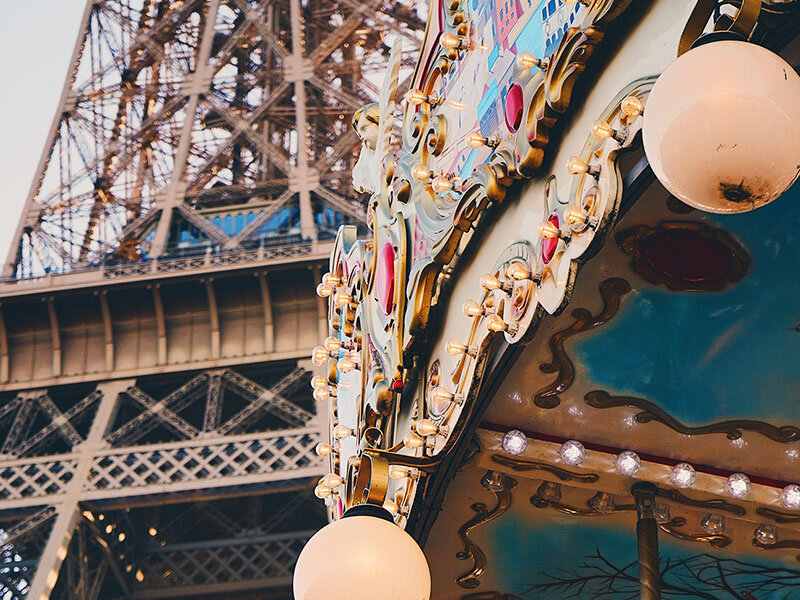 Smartbox - Visite guidée 1h de la tour Eiffel pour 2 personnes avec