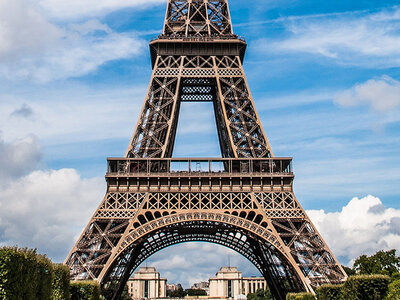 Coffret Un accès de 2h au 2ème étage de la Tour Eiffel et une croisière sur la Seine