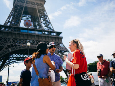 Coffret cadeau Un accès de 2h au sommet de la Tour Eiffel et une croisière sur la Seine