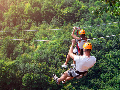 Cofanetto regalo Avventura per 2: emozioni in zipline con servizio GoPro