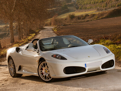 Caja Ruta de 20 km por carretera con Ferrari F430 Spider en Valencia