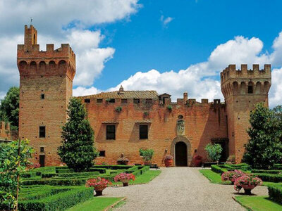 Cofanetto Visita al Castello di Oliveto nel Chianti con degustazione di 7 vini