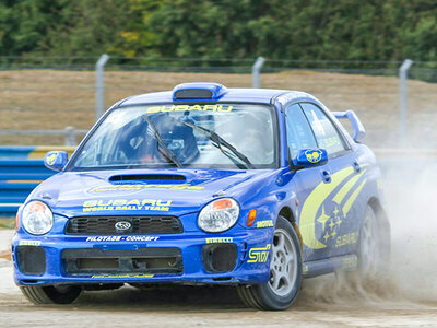 Coffret cadeau Pilotage rallye : 5 tours en Subaru Groupe N sur le circuit de Dreux