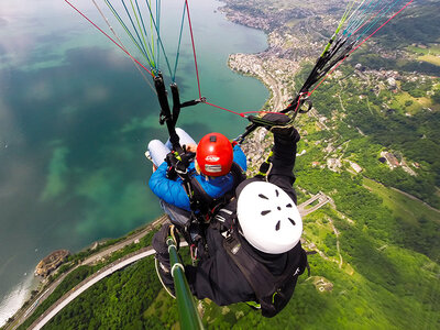 Cofanetto regalo 1 suggestivo volo in parapendio sulla Riviera di Montreux