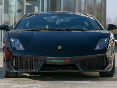 2 giri su Ferrari 458 e Lamborghini Gallardo presso l'Autodromo di Vallelunga