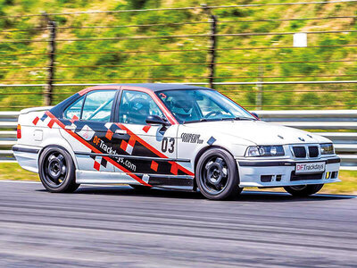 Cadeaubon Circuitdag en 1 ronde als piloot in een BMW 325i