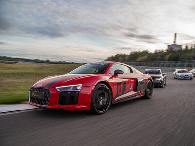 Doos Circuitdag en meerijden in een Audi R8