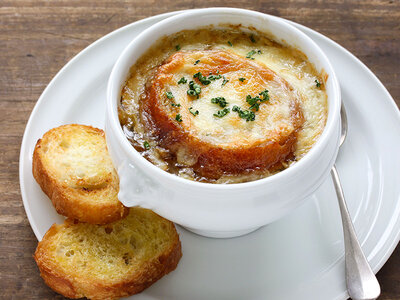 Box Gastronomische Führung durch eine französische Stadt nach Wahl mit lokalem Führer für 2