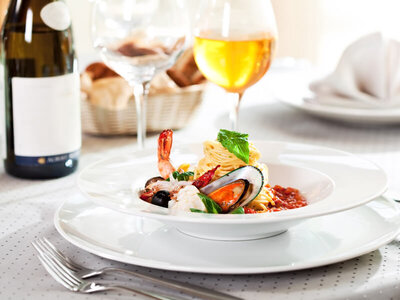 Cofanetto Sport e sapori: 1 attività sportiva e 1 esclusiva cena per 2 persone