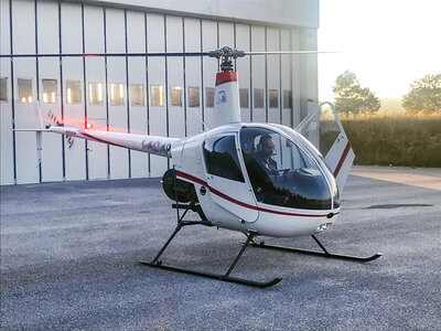 Pilota di elicottero per un giorno: volo di 1 ora a bordo di un Robinson R22