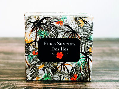 Coffret cadeau Panier Nuit des îles avec thé ou tisane du soir et confitures