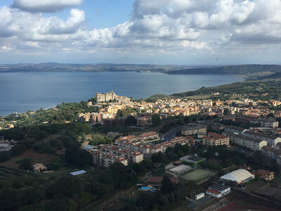 Tour panoramico in elicottero sopra la città di Roma e il Lago di Bracciano per 2