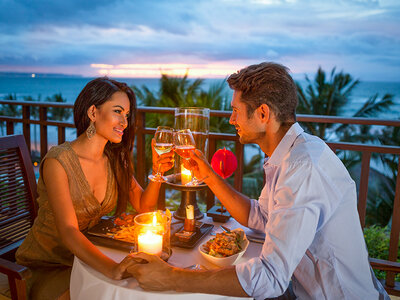 Cofanetto regalo A tavola con amore: romantiche cene per 2